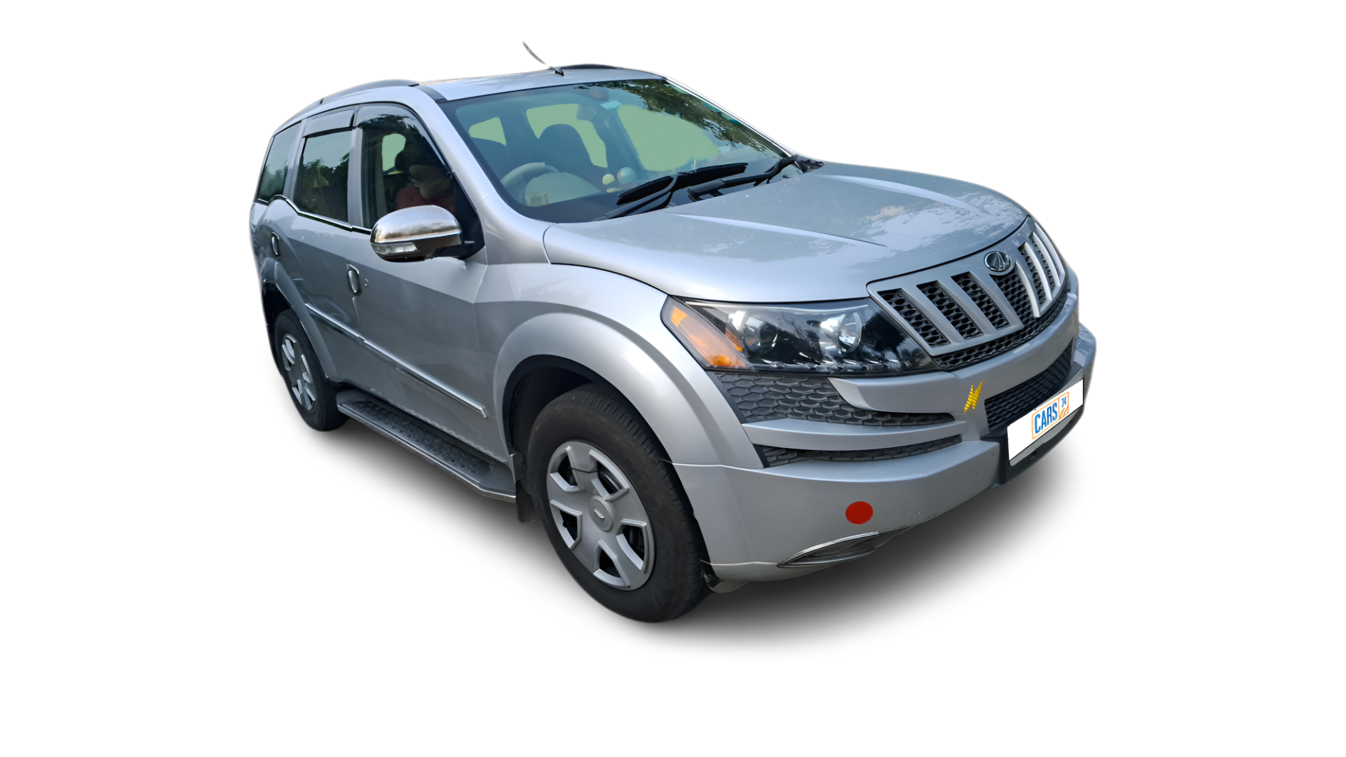 Mahindra XUV500-img
